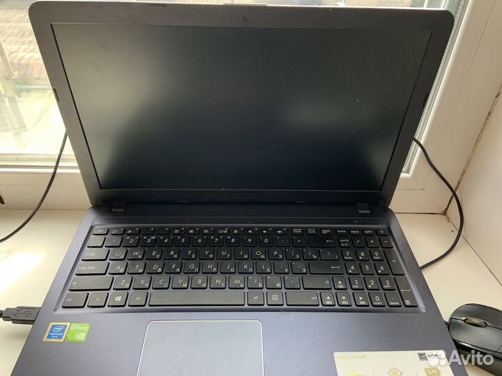 Ноутбук Asus новый