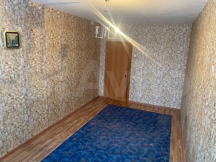 Комната 17 м² в 3-к., 10/10 эт.