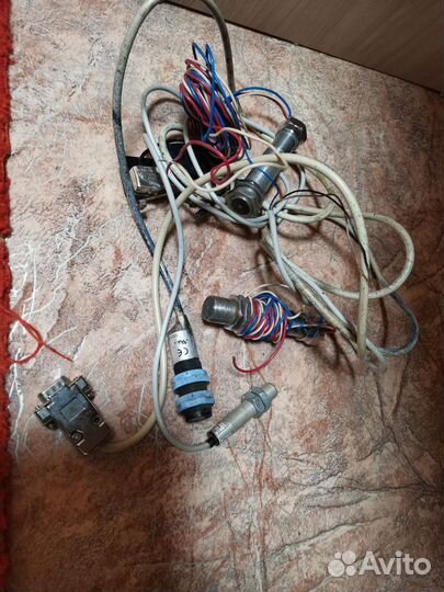 Продам радиодетали, датчики и прочее