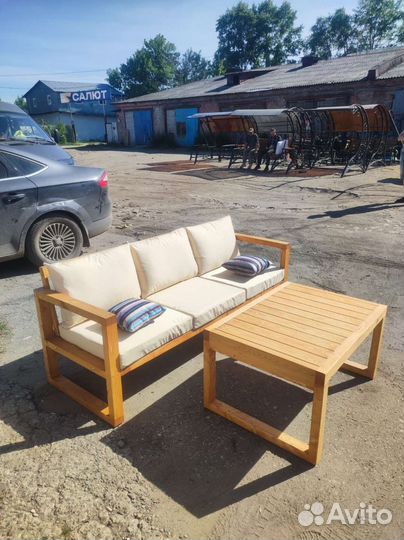 Набор мебели с подушками