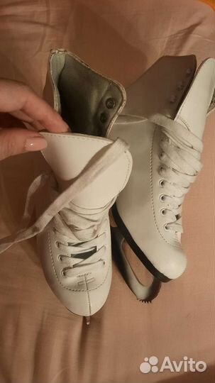 Коньки фигурные