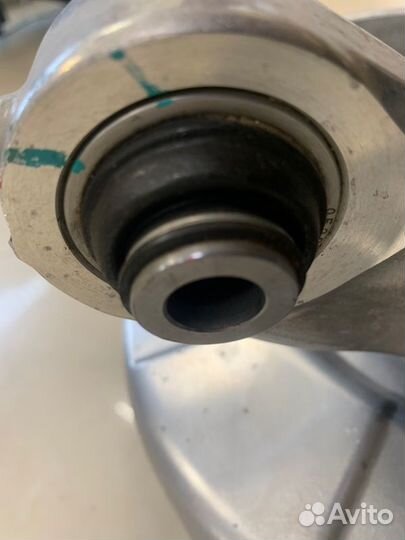 Кулак (цапфа, ступица) задний Kia Stinger седан