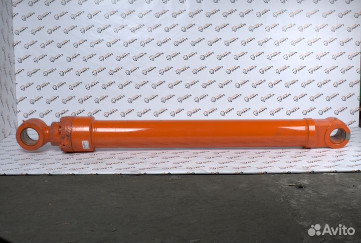 Гидроцилиндр ковша Hitachi zx330-3 4643260