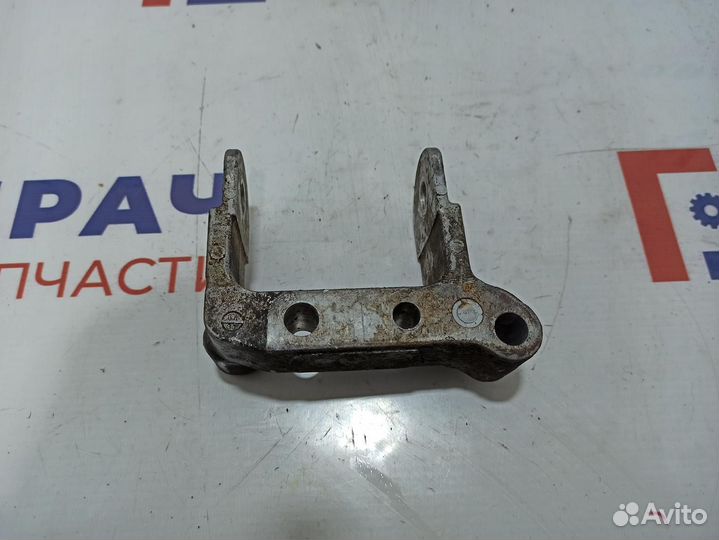 Кронштейн опоры двигателя левый Mitsubishi Lancer X (CY)