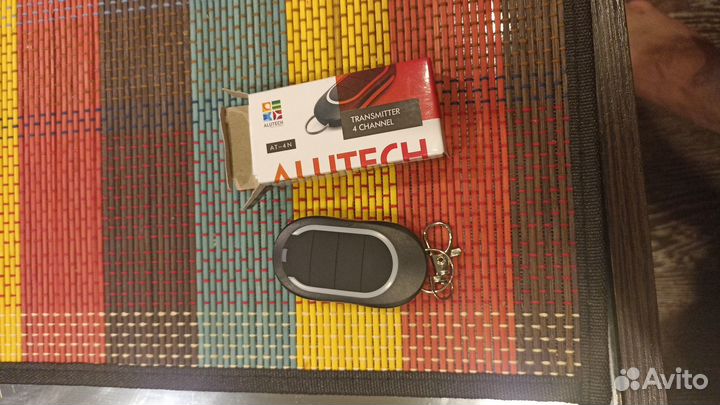 Пульт для ворот Alutech AT-4N