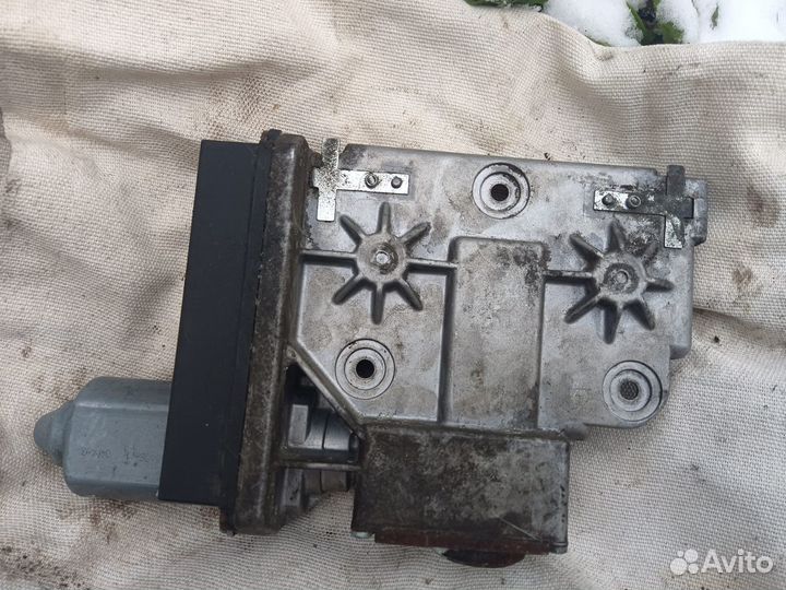 Вакуумный насос bmw7 e65-66