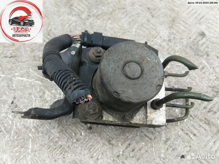 Блок ABS (Модуль абс) б/у Toyota Avensis (c 2008) 026525149044505100