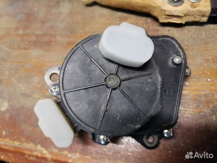 Сервопривод блокировки дифференциала 700 H Hisun