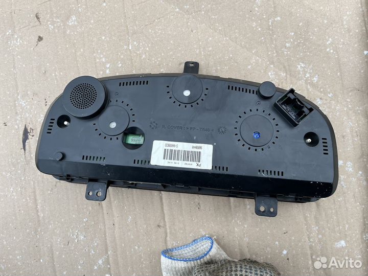 Щиток приборов Опель Антара