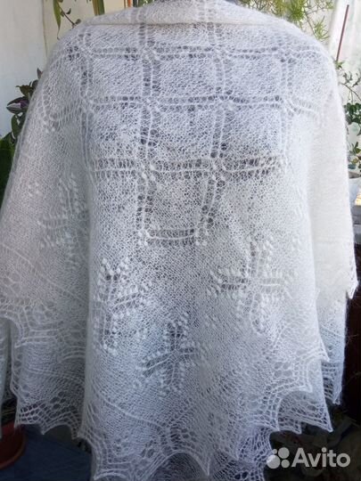 Шаль пуховая 