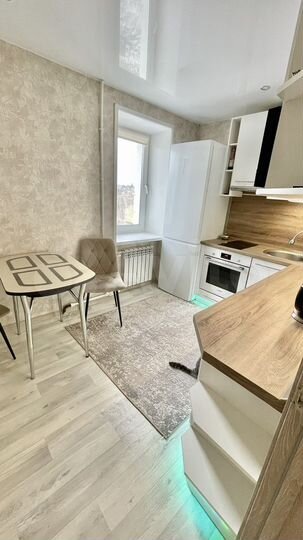 2-к. квартира, 50 м², 4/5 эт.