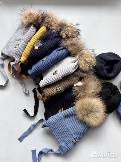 Шапки со снудом натуральный помпон