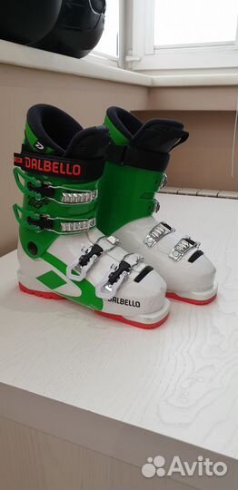 Горные лыжи и ботинки детские