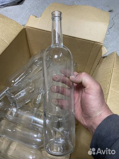 Бутыль стеклянная