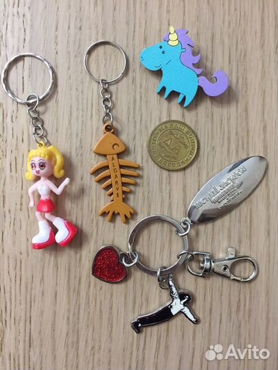 Брелок значок монета