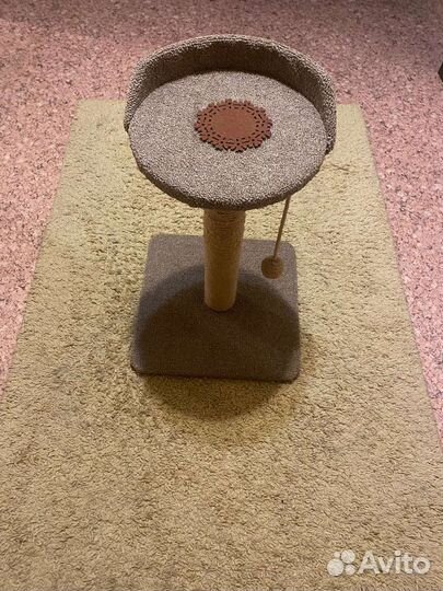 Когтеточка-столбик с лежанкой