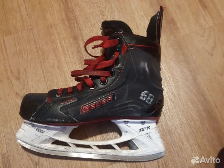 Хоккейные коньки bauer vapor