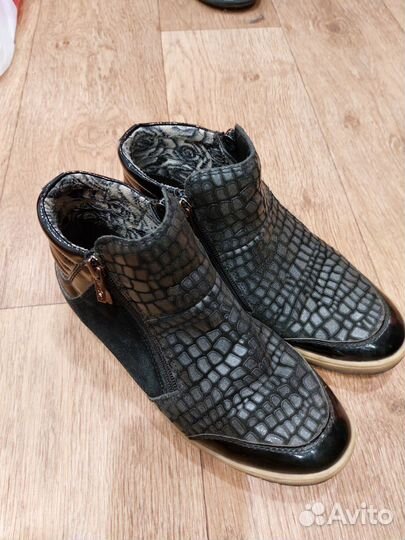 Ботинки для девочки