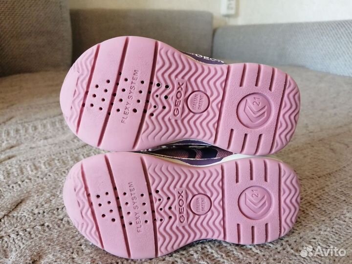 Кроссовки для девочки 21 размер Geox