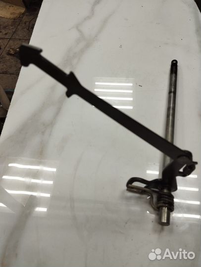 Вал переключения передач Honda VF750 Magna V45