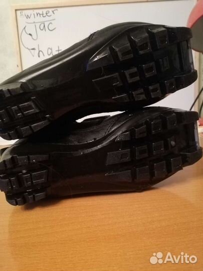 Лыжные ботинки fischer детские 33 размер