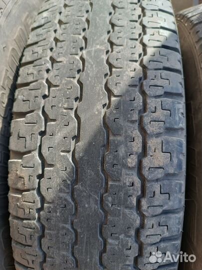 Bridgestone Dueler H/T D689 205/80 R16C