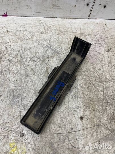 Крышка салонного фильтра Volkswagen Polo 5 Седан