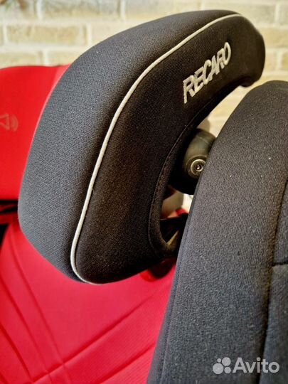 Детское автокресло Recaro Monza Nova 15-36 кг