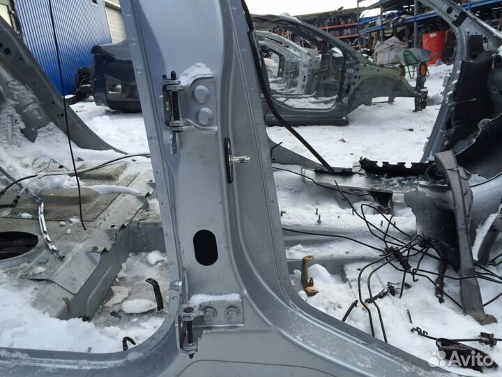 Б/У Порог со стойкой правый 1608032980