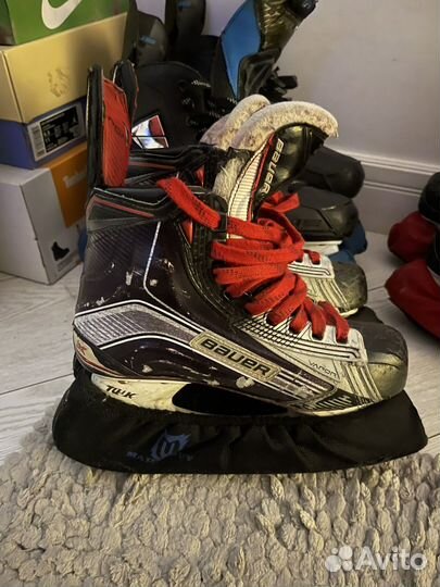 Хккейные коньки bauer 1x