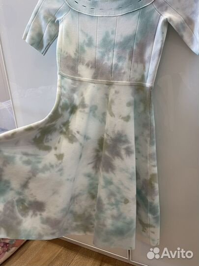 Платье guess с водным рисунком