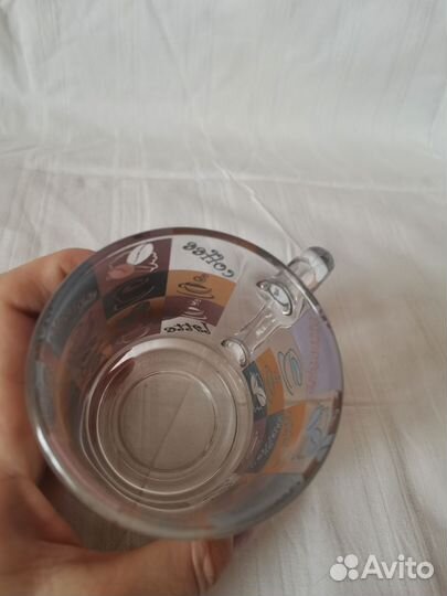 2 кружки с кофейным рисунком в упаковке