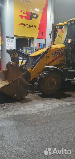 Экскаватор погрузчик JCB