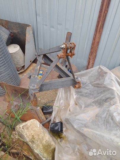 Плуг на мини трактор