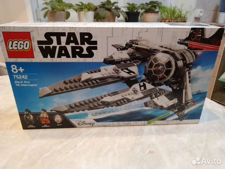Lego Star Wars 75242
