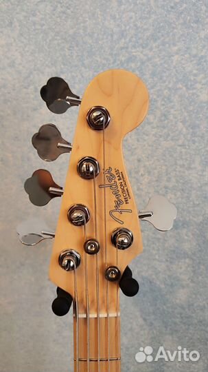 Бас-гитара Fender American Professional Precision