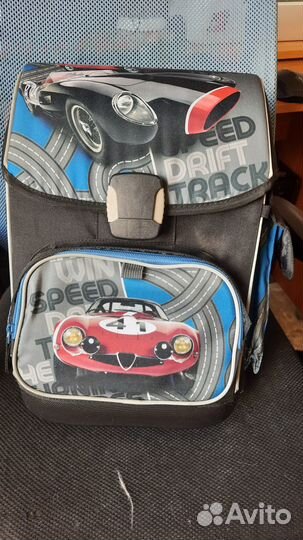 Школьный рюкзак