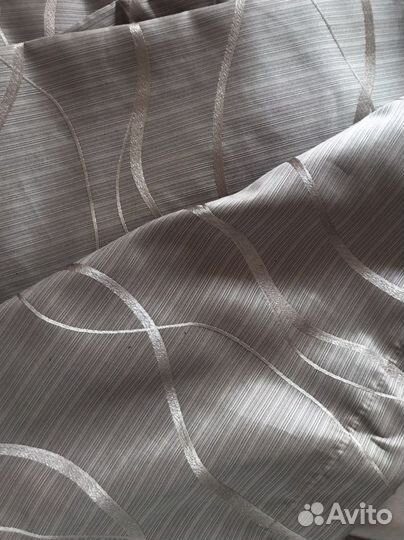 Штора коричневая