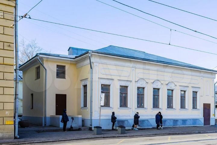 Здание, 630 м²