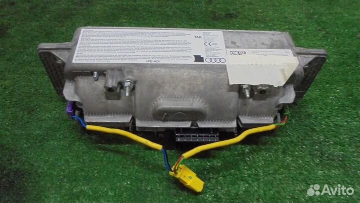 Подушка безопасности пассажирская (в торпедо) Aud