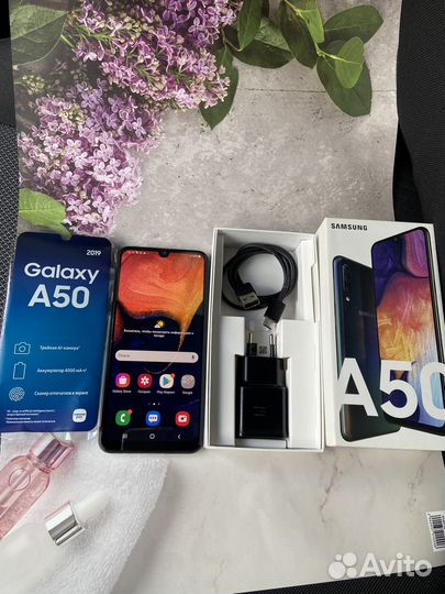 Samsung Galaxy A50, 4/64 ГБ