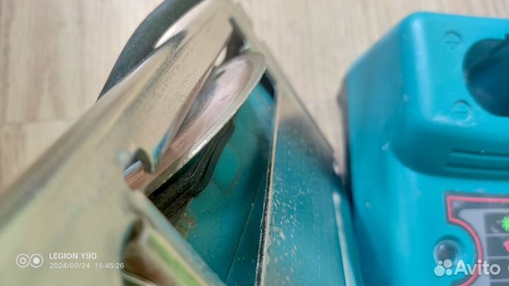 Плиткорез Makita аккумуляторный