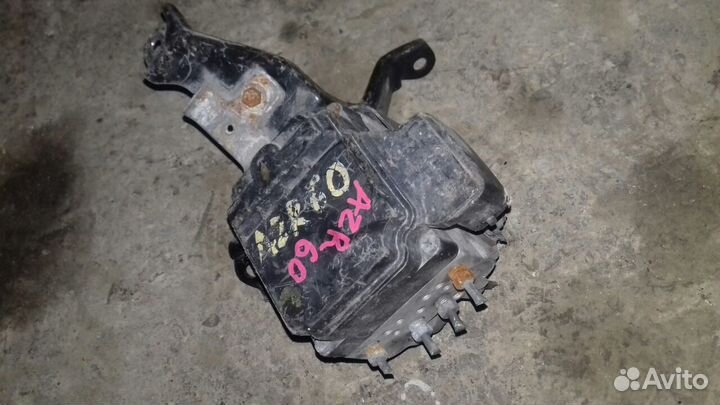 Блок абс тойота ноах, вокси