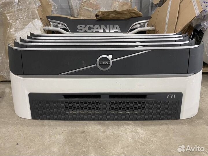 Капот Volvo FH5 84281138