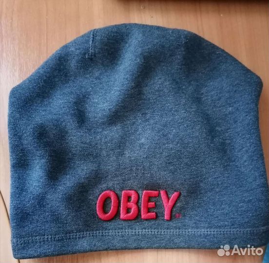 Мужские демисезонные шапки