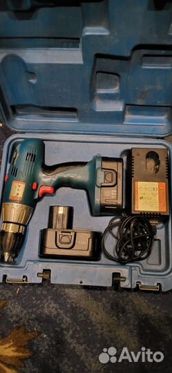 Шуруповерт srurm