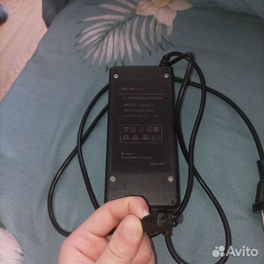 Зарядка для гироскутера