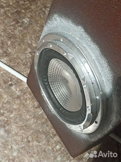 Автосабуфер.бартер на видюху