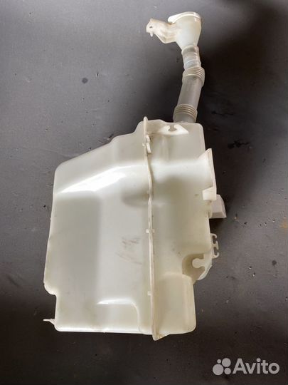 Бачок омывателя Mitsubishi lancer 10 9087