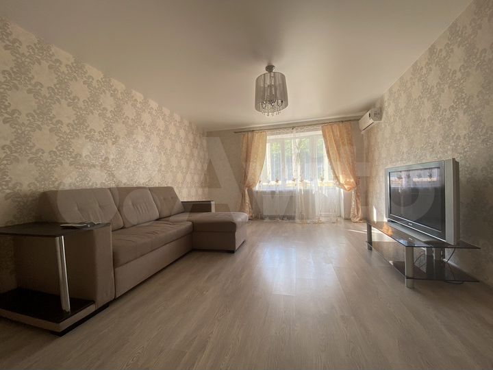 3-к. квартира, 90 м², 4/5 эт.